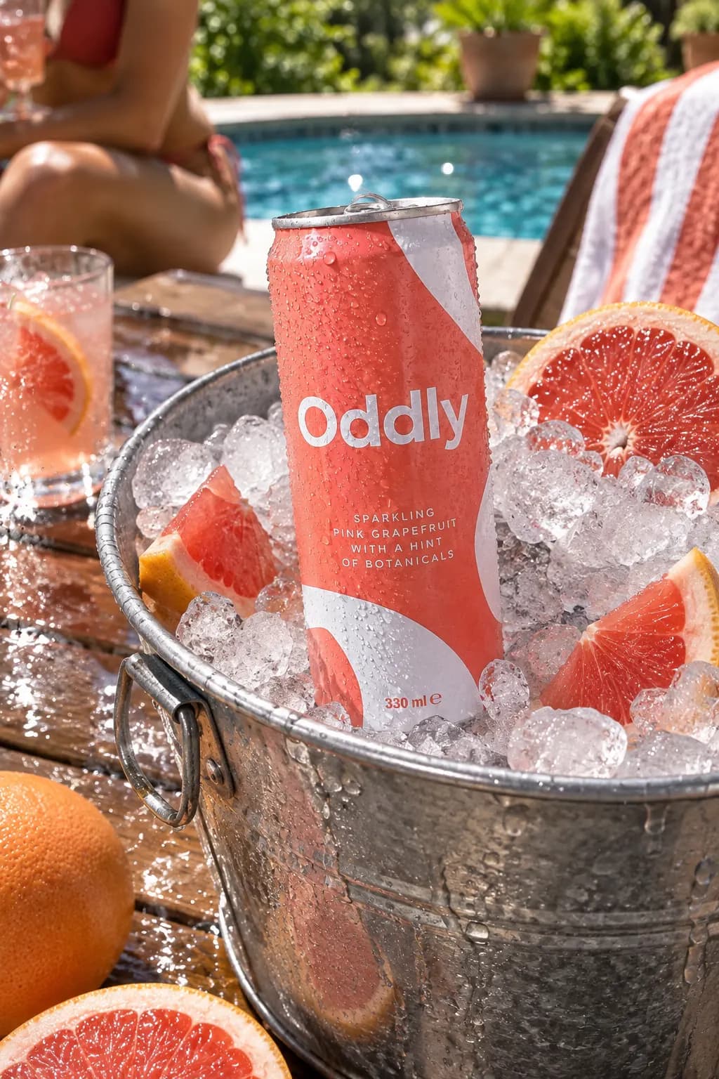 Drink splash: Ice bucket