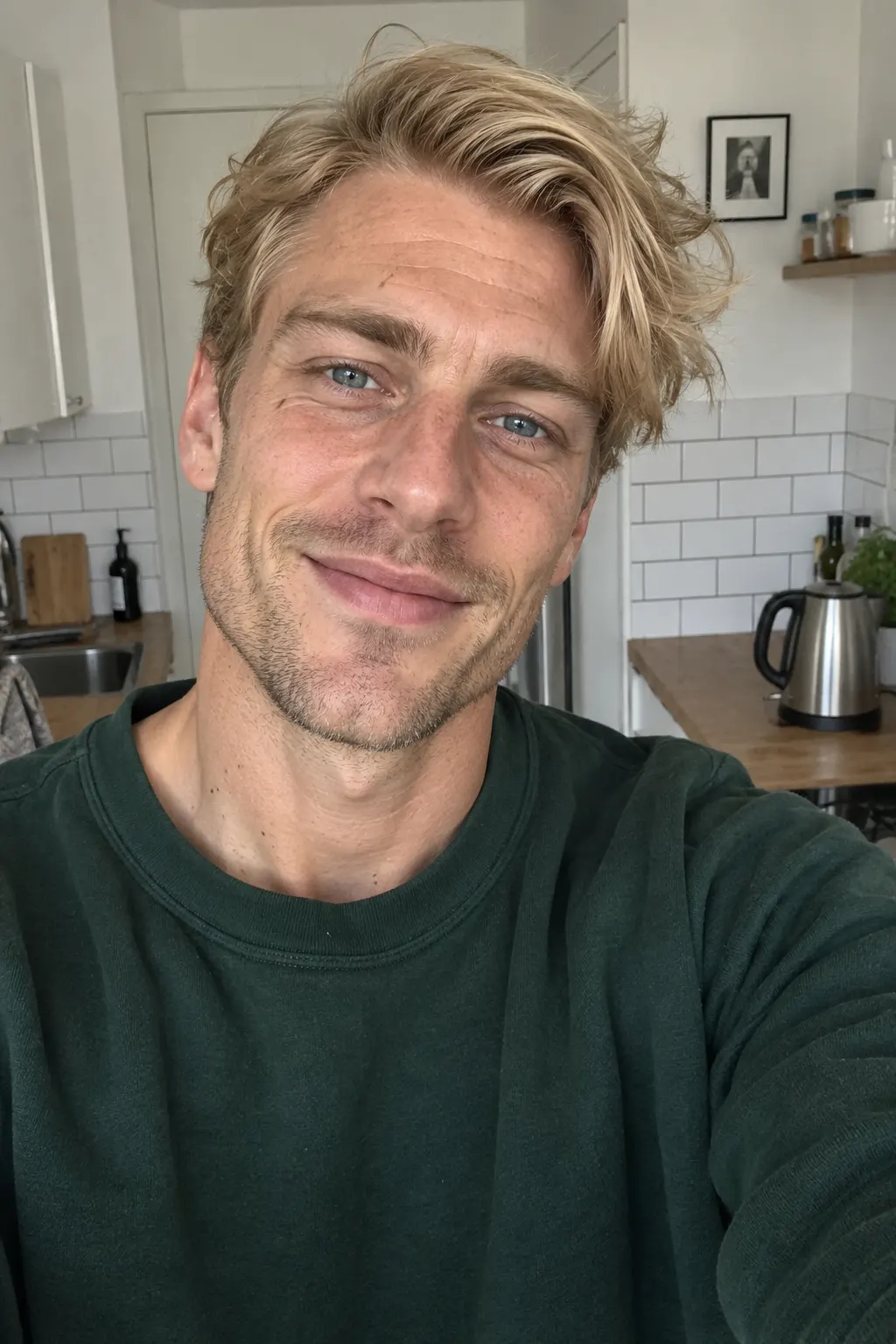 The selfie this pack was made from