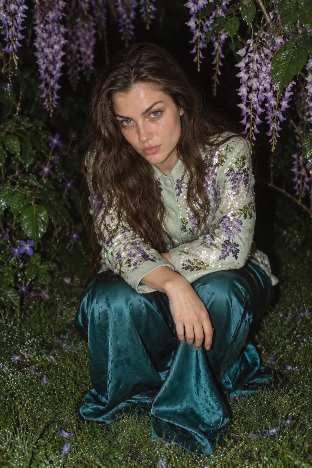 Night garden: Crouching