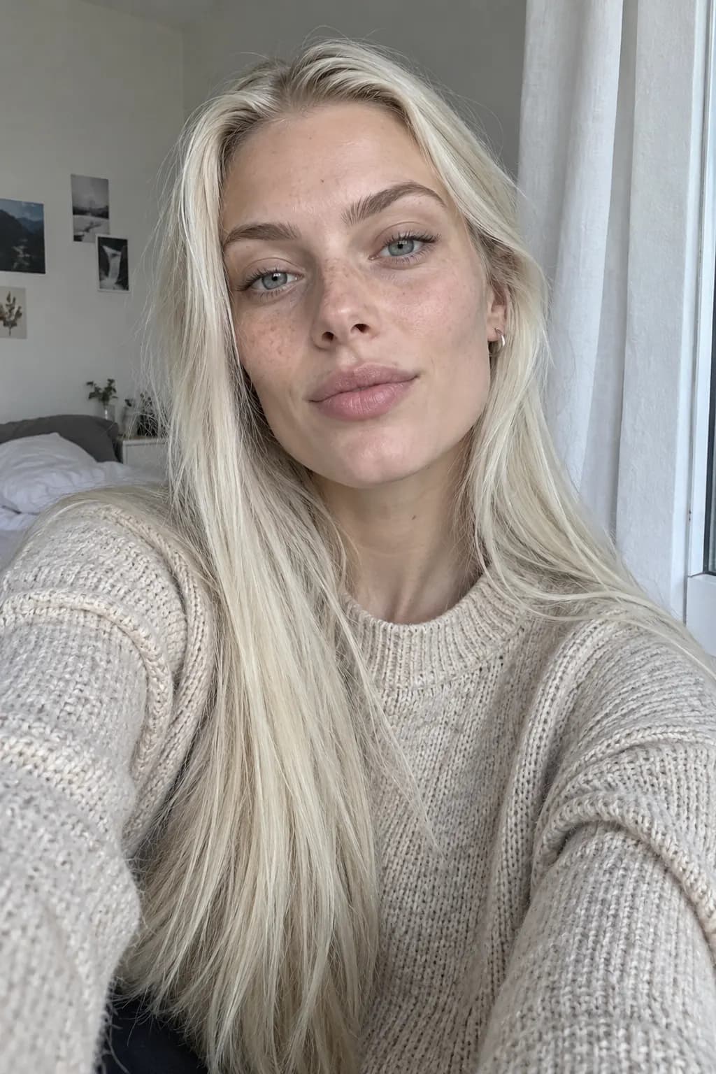 The selfie this pack was made from